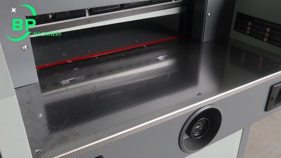 印刷所やオフィス向けの高品質電動紙裁断機 4608B